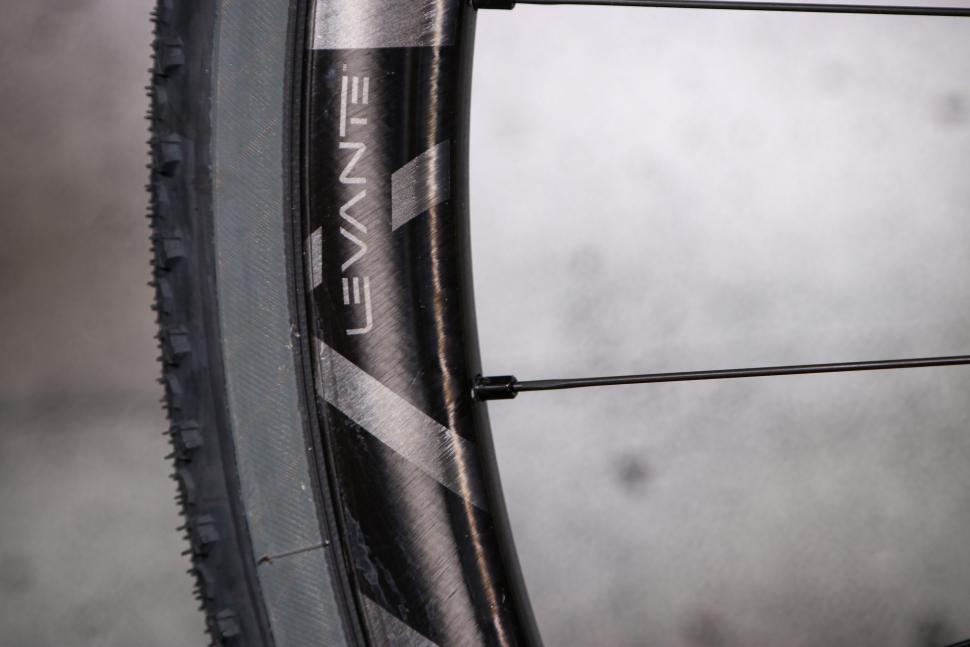 Campagnolo launches 'all-gravel' carbon wheelset weighing 1,485g