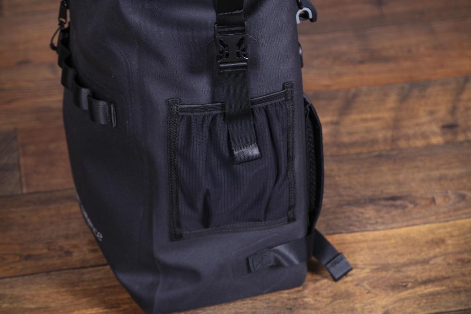 2022 Craft Cadence Pannier Backpack Convertible - side pocket.jpg