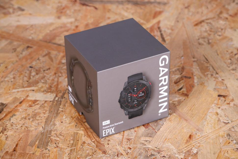 2022 Garmin epix Premium Active Smartwatch - box.jpg