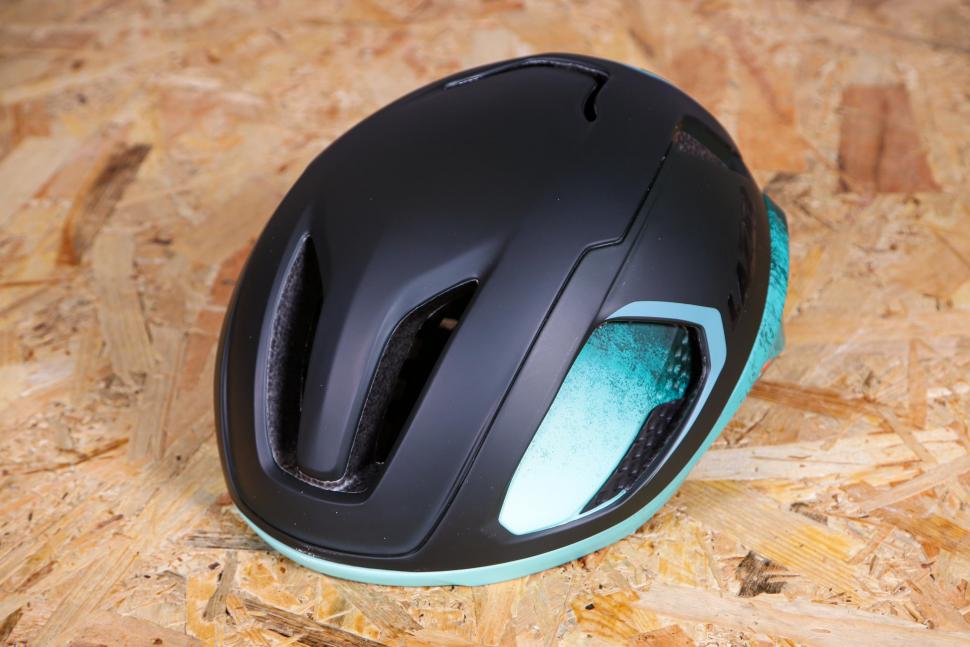 Review: Lazer Vento KinetiCore helmet | road.cc