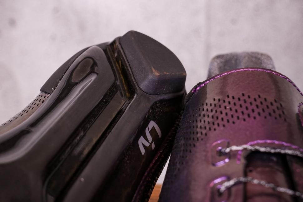 2022 Liv Macha Pro shoes - sole heel.jpg