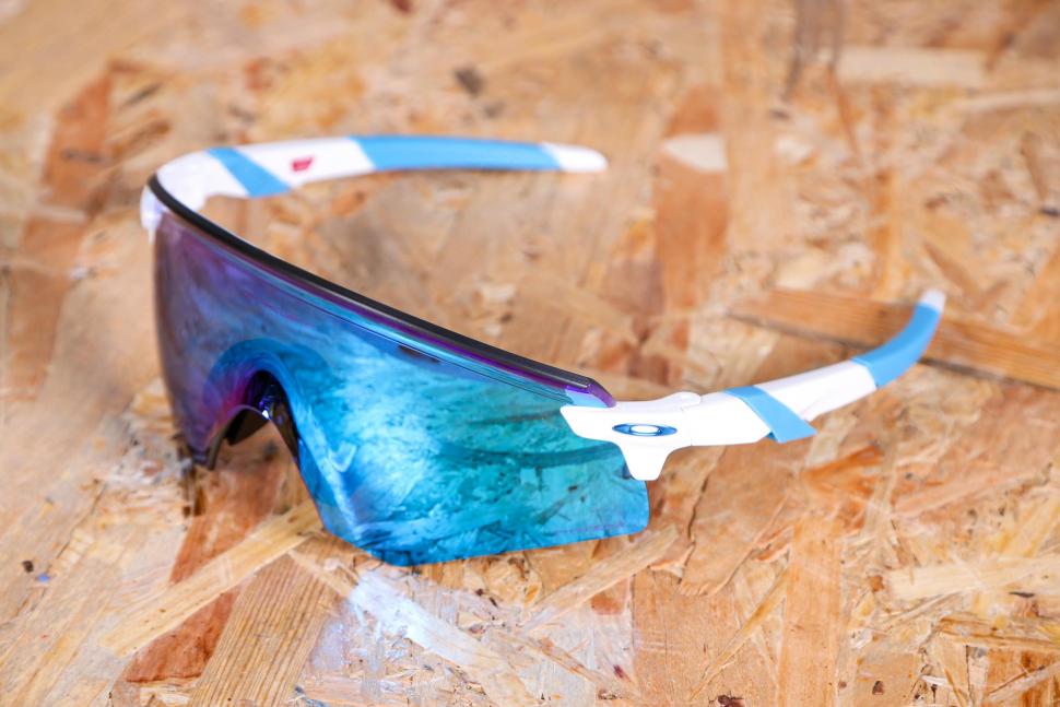 Review: Oakley Encoder sunglasses 
