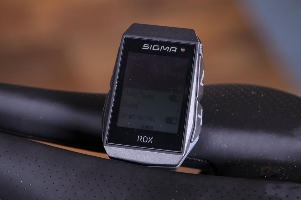 2022 Sigma ROX 11.1 EVO GPS Cycle Computer Sensor Set - front.jpg