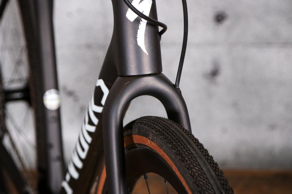 2022 Specialized S-Works Crux - fork clearance.jpg