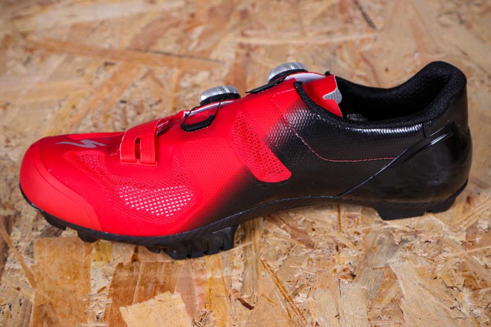 2022 Specialized S-Works Vent EVO Gravel Shoes - in step.jpg