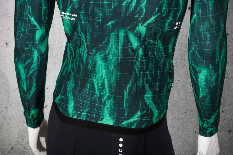 Review: Universal Colours Spectrum Long Sleeve Jersey | road.cc