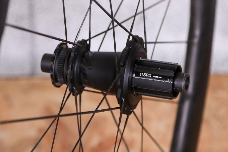 Review: Zipp 353 NSW Tubeless Disc Brake Wheelset | road.cc