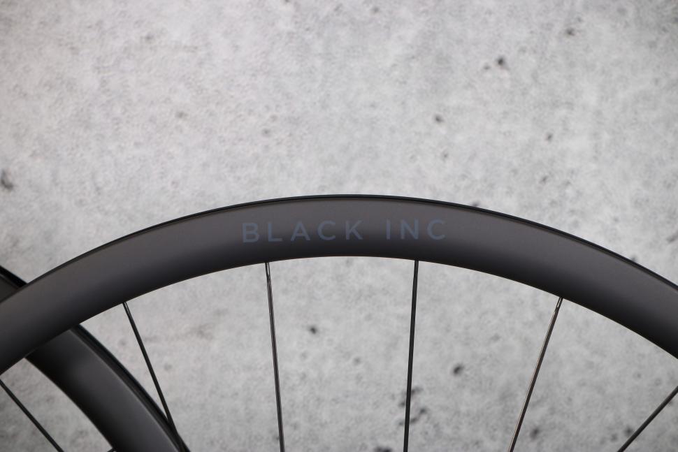 Review: Black Inc Thirty wheelset | road.cc