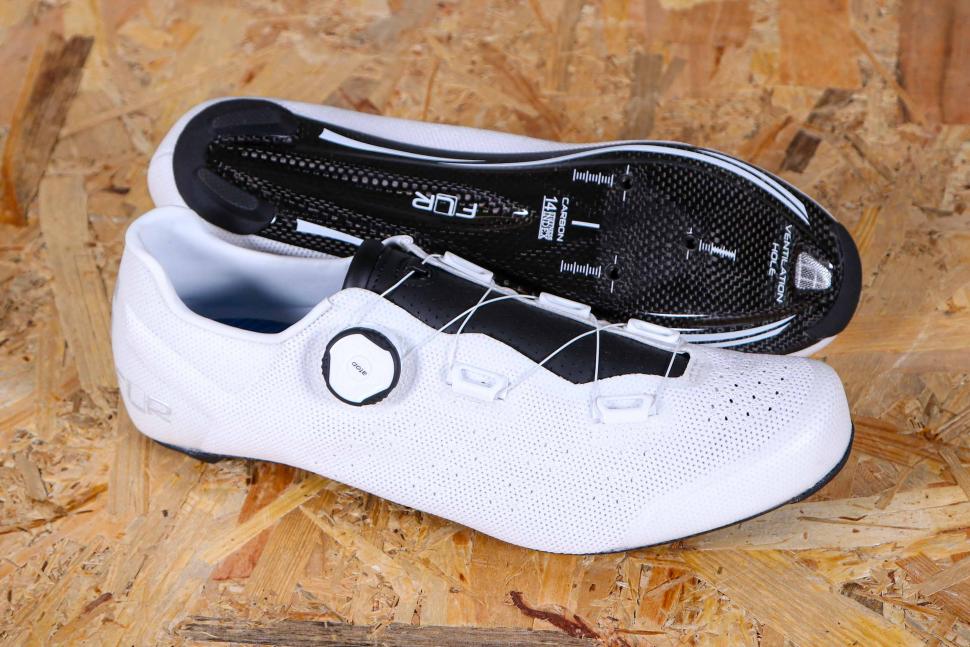 Review: FLR F-XX Knit shoes | road.cc