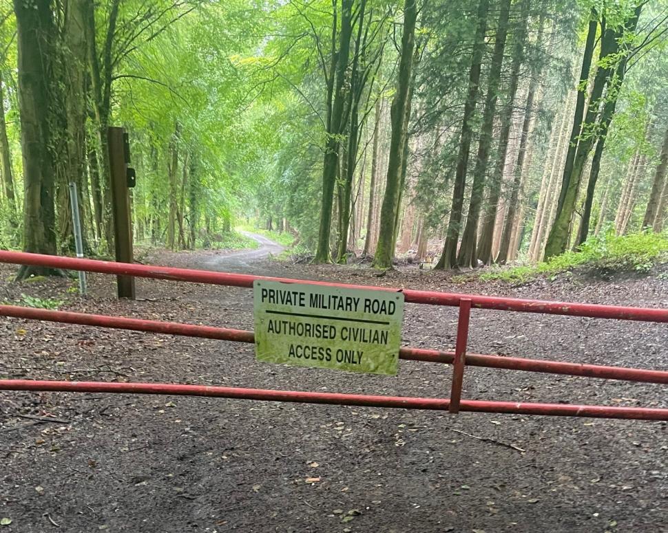 Death-trap' copper wires found strung from trees at neck height across  trail bike track - ABC News