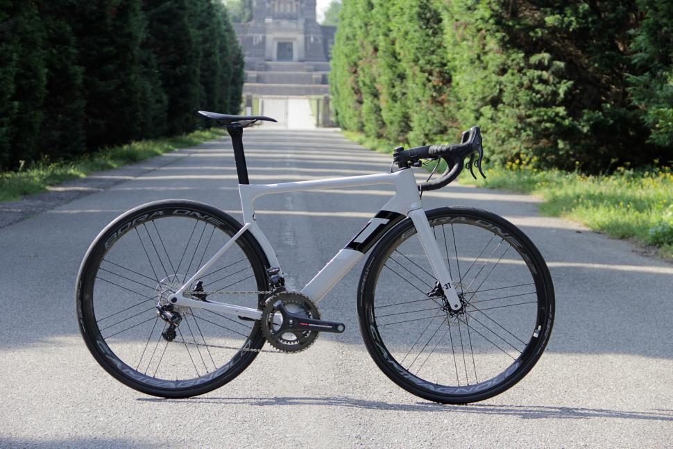 3t strada due team stealth ultegra di2