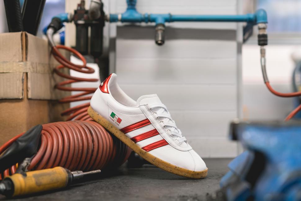 Colnago and Adidas retro-inspired trainers | road.cc