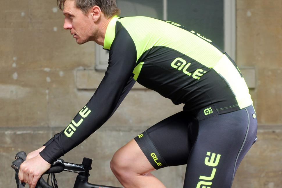 Review: VO2 Sportswear Team Pie Long Sleeve Cycling Jersey