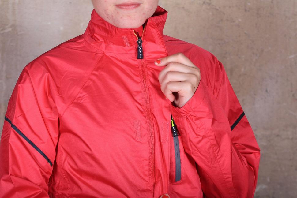 Altura Nevis II Womens Waterproof Cycling Jacket Yellow