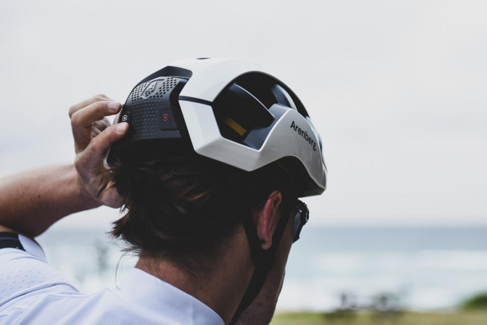 Arenberg Launches Rh 1 Road Helmet With Integrated 4k Camera On Kickstarter Road Cc