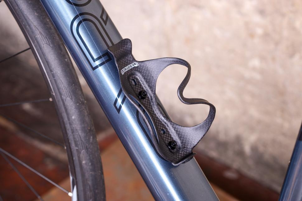 side access water bottle cage