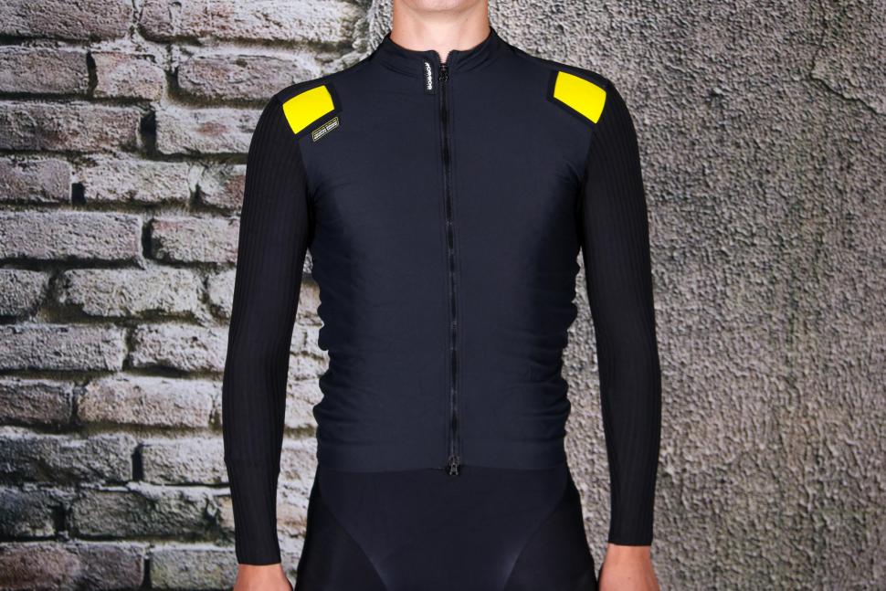 Review: Assos Equipe RS Spring Fall Jacket | road.cc