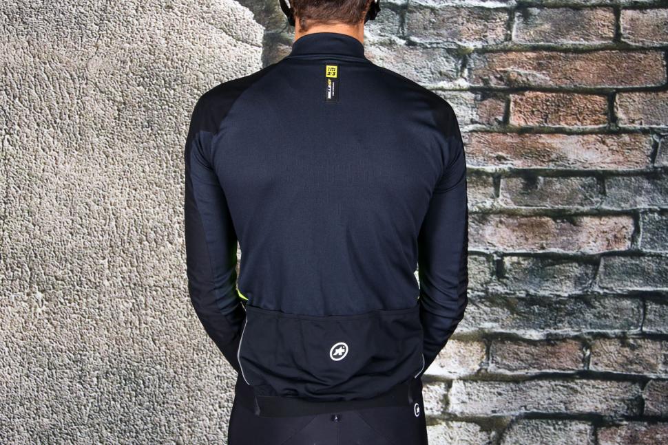 Review: Assos Mille GT Jacket Spring/Fall | road.cc