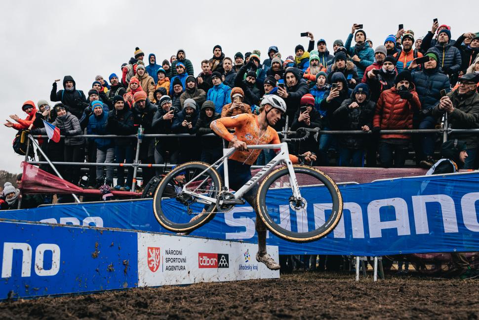 Mathieu van der Poel, 2024 men’s UCI World Cyclocross Championships (Alex Whitehead/SWpix.com)