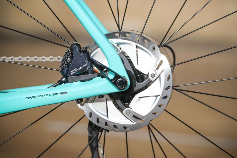 bianchi infinito xe disc ultegra road bike 2020