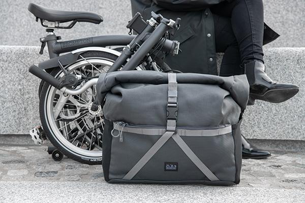 Brompton - Luggage - Metro Messenger L, Black with frame - The Bike Center