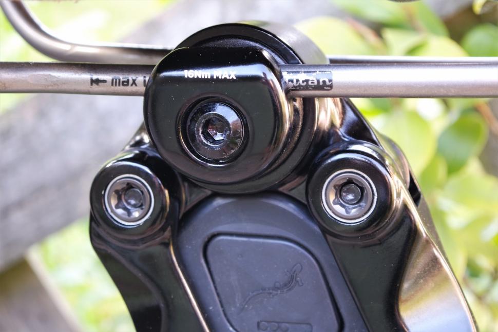 Uitdaging bemanning Baffle Review: Cane Creek Thudbuster ST G4 suspension seatpost | road.cc