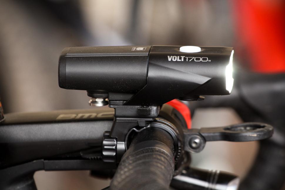 Review: Cateye Volt  front light