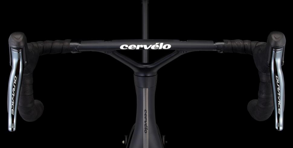 Cervelo S5 Disc launched - disc brakes and new V-shaped stem | road.cc