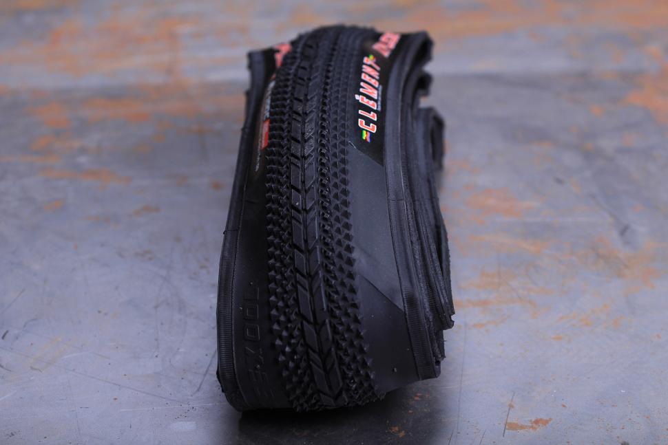 Donnelly X'Plor USH Tire 700x35mm 60tpi Wire Bead Black 