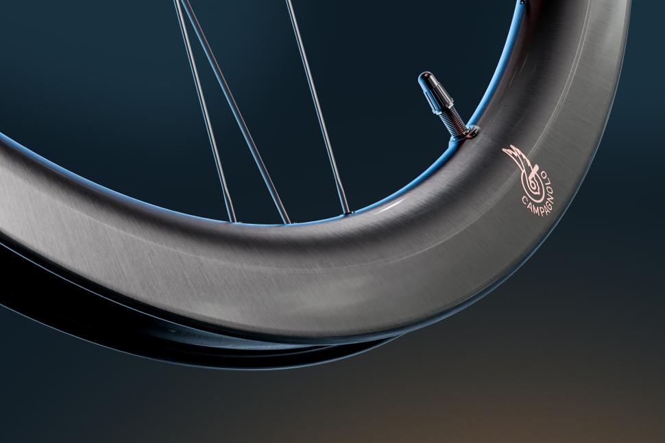 2024 Campagnolo Bora Ultra WTO rim