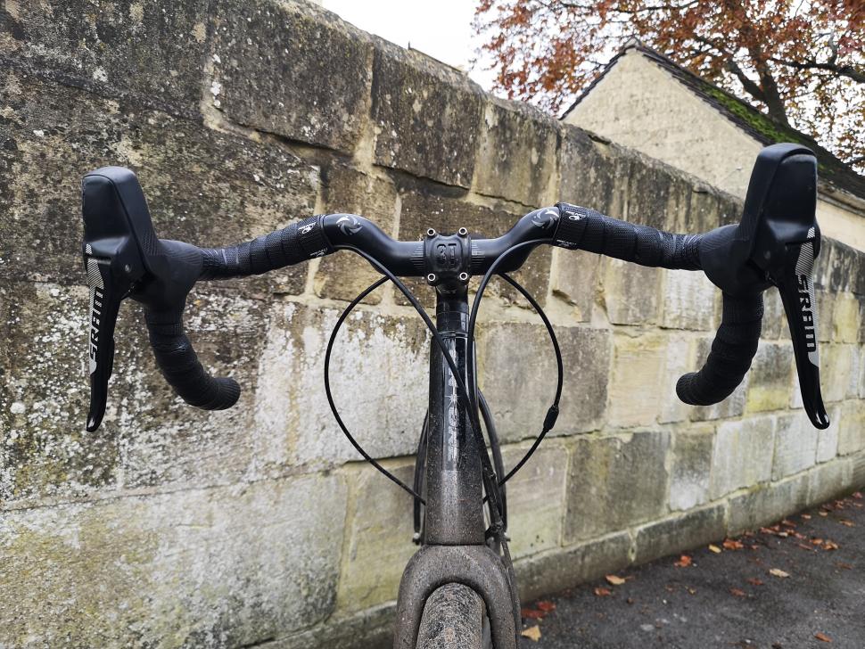 road bike drop handlebars