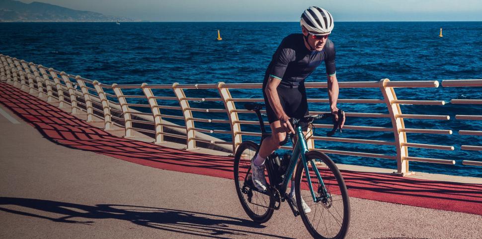 The World's Lightest E-bike? HPS Claims Its New Domestique 1-21 Is Just ...