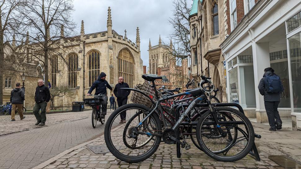UK’s cycling infrastructure “seriously lagging behind” bike-friendly European cities, according to new safe cycling ranking