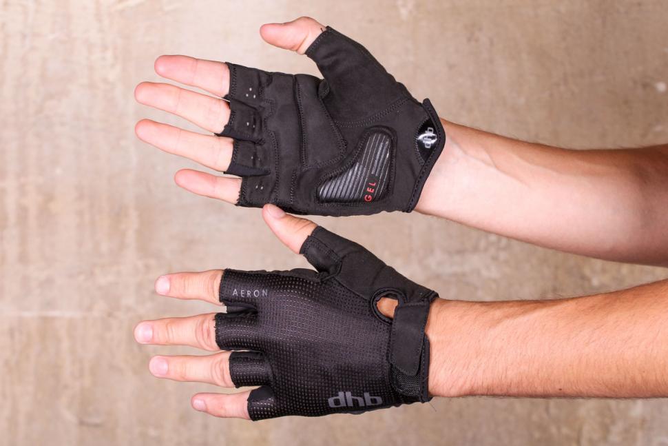 short finger gloves