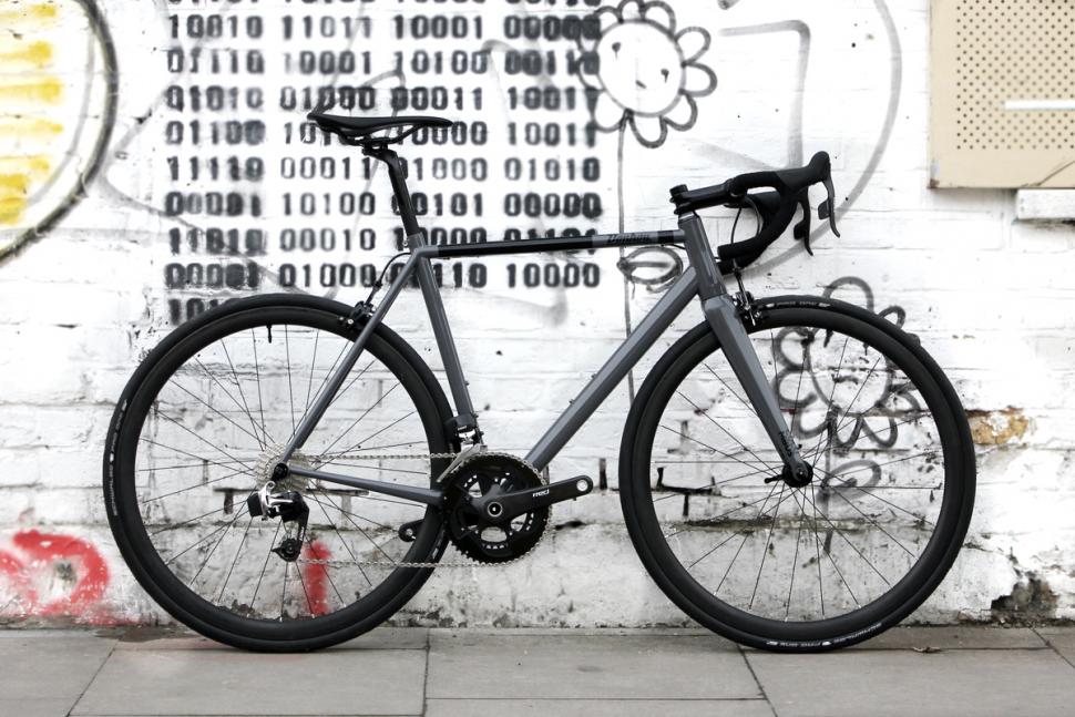 frame road bike carbon