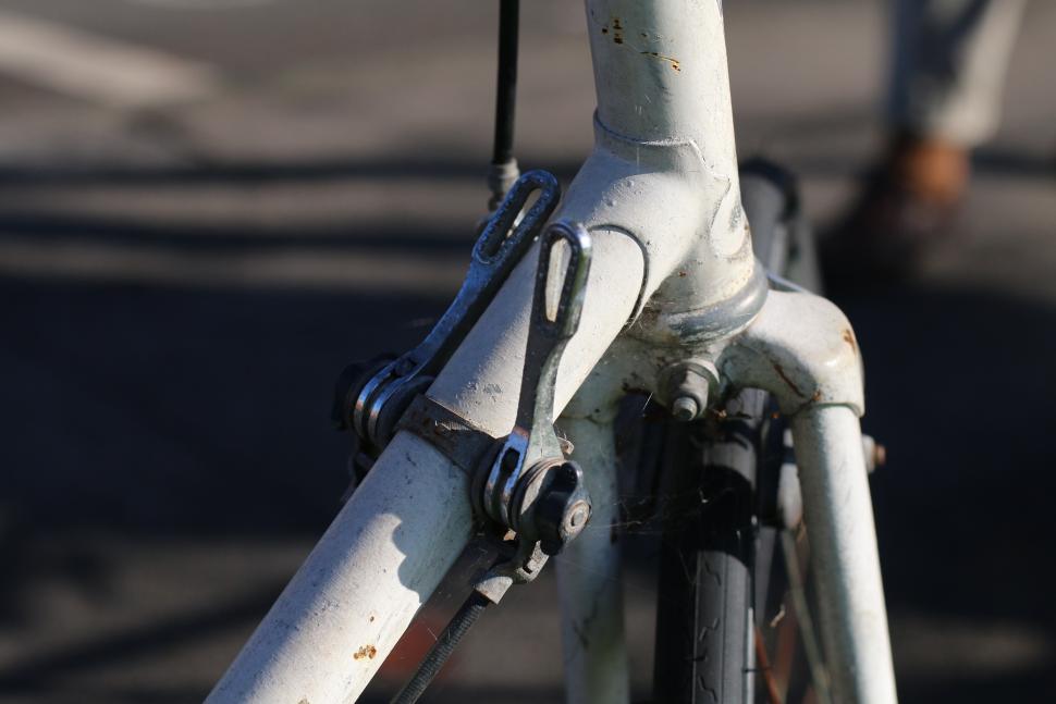 Down tube levers.JPG