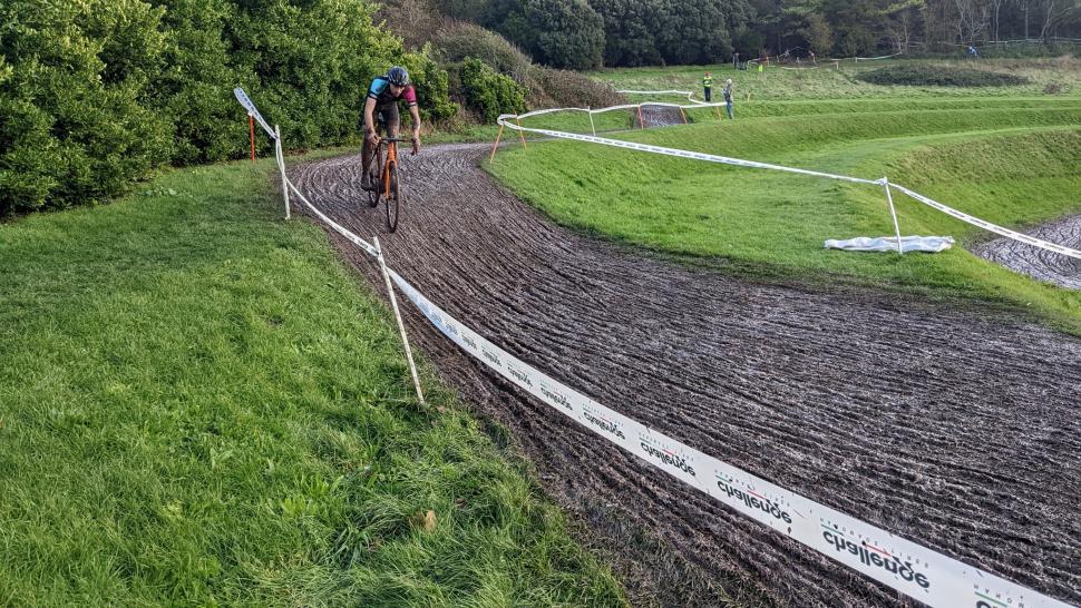 Course de cyclocross à East Brighton Park (crédit - Pete Ranson, Facebook)