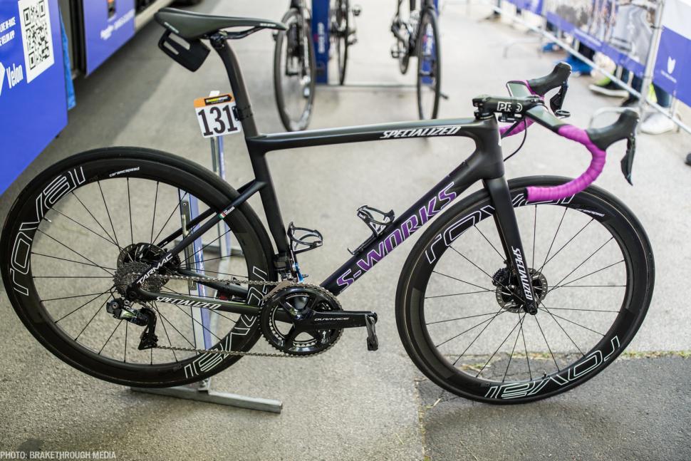 Pro Bike: Elia Viviani’s Giro d’Italia Specialized Tarmac race bike ...