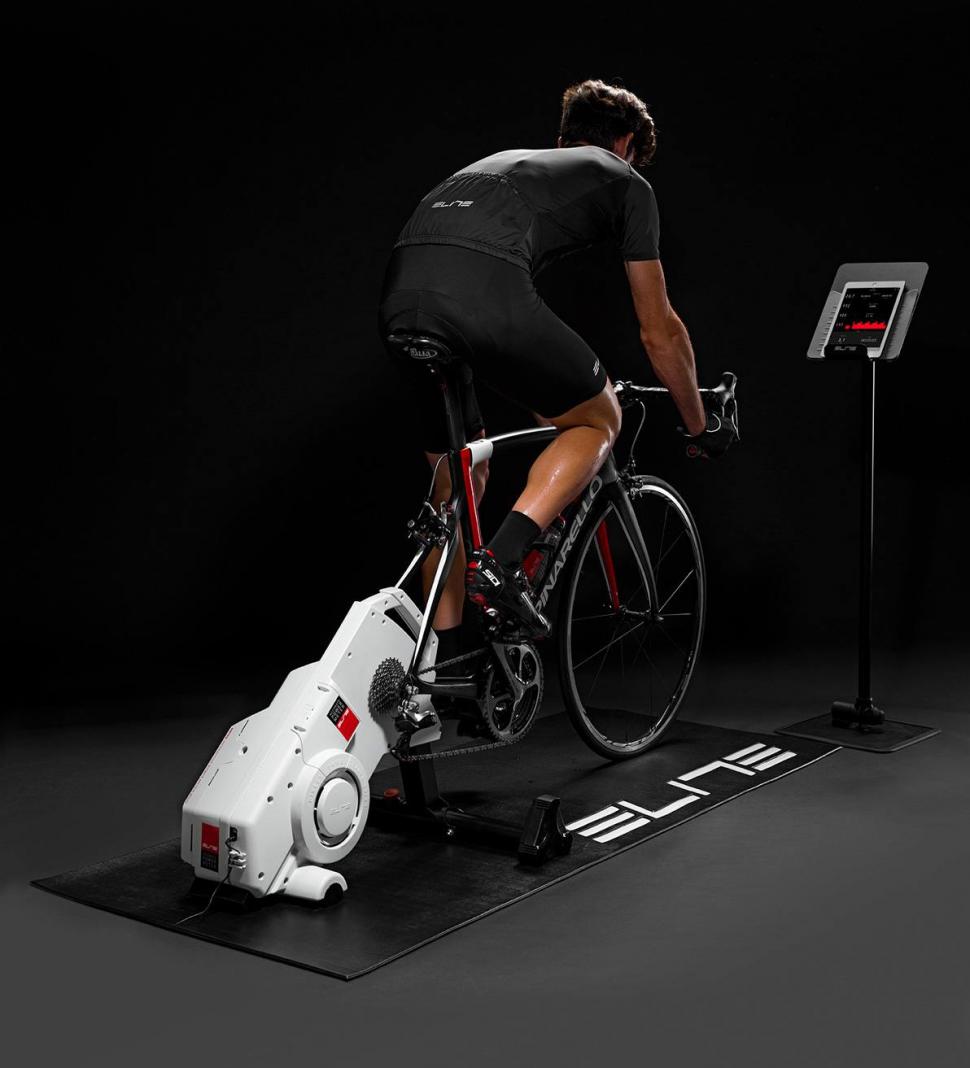 cycling home trainer