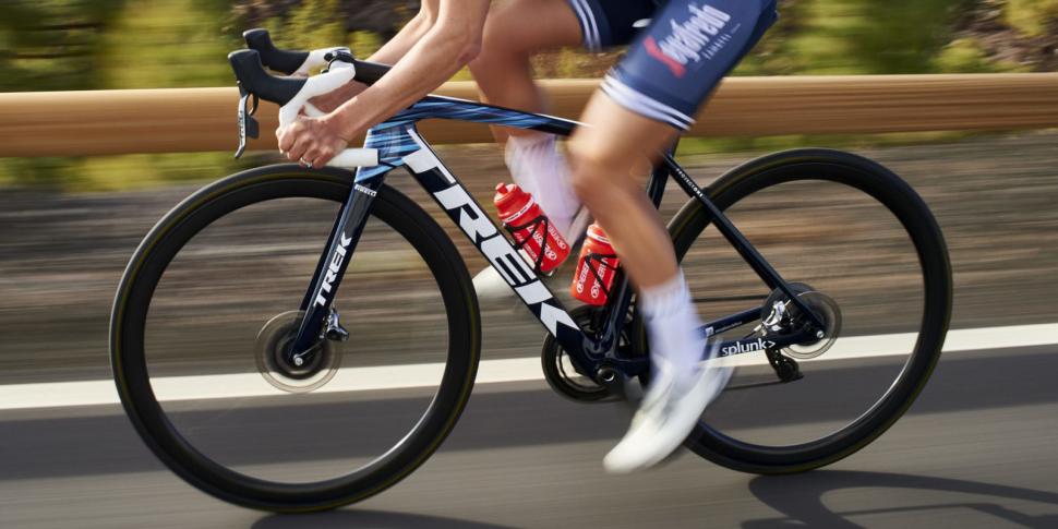 Video: 6 of the best 2021 aero road bikes – flash bikes built for ...
