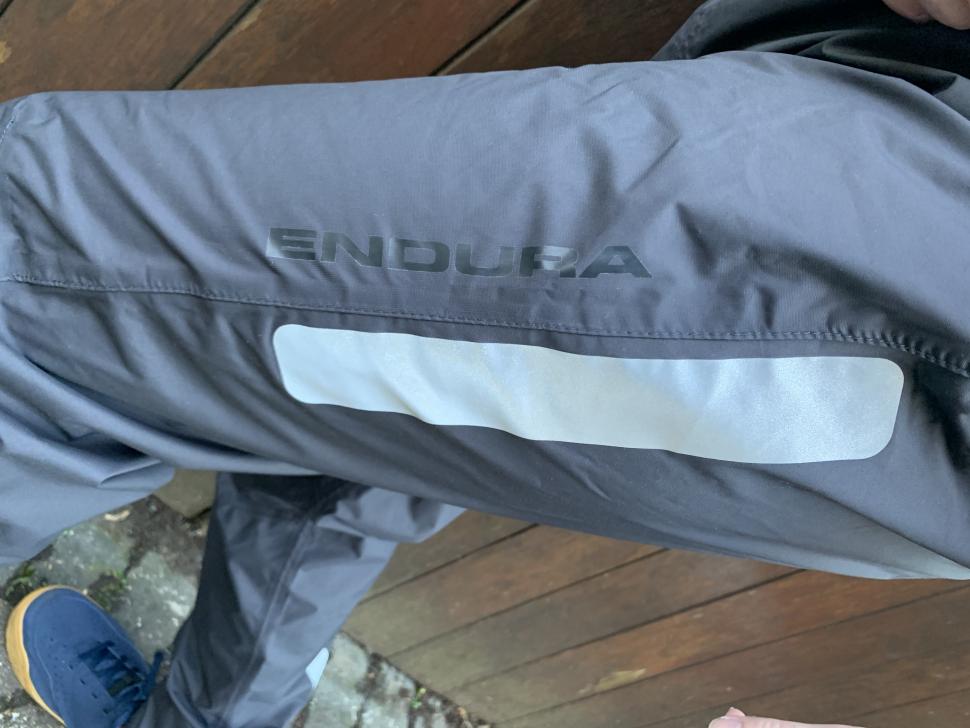 The Lab Endura Singletrack Trousers Review  ENDURO Mountainbike Magazine