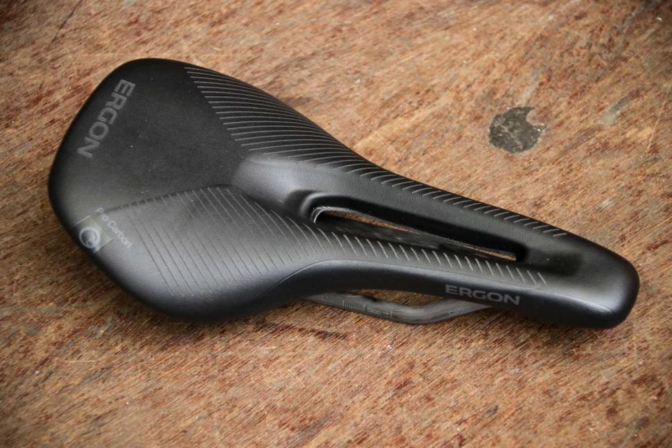 ergon sr pro carbon saddle