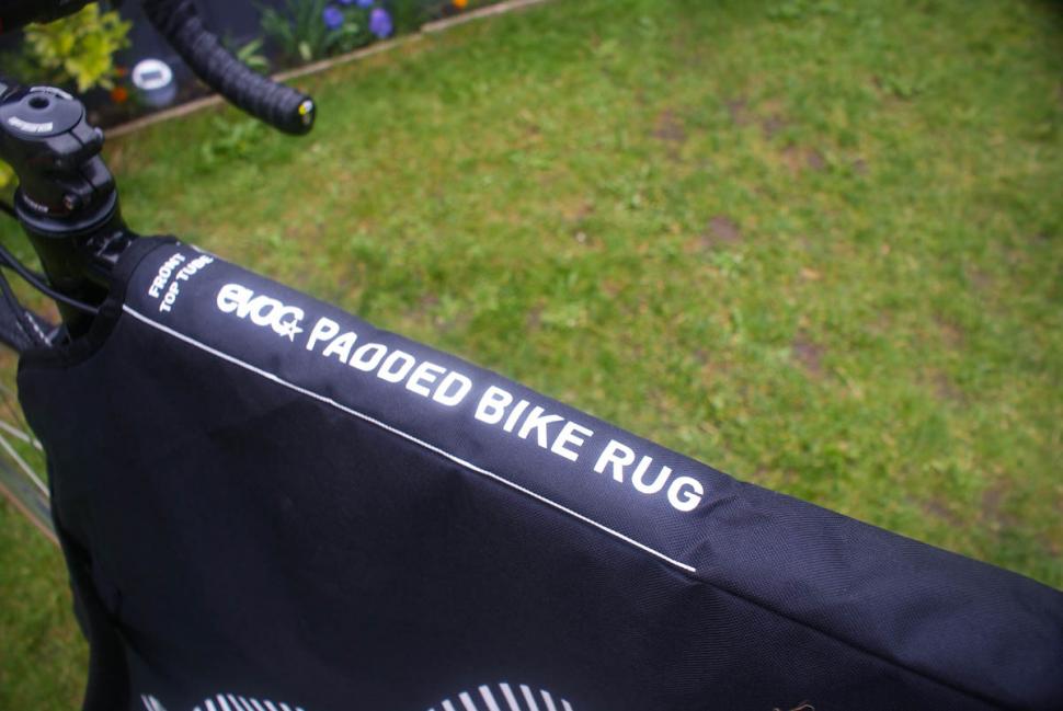 Review: Evoc Padded Bike Rug