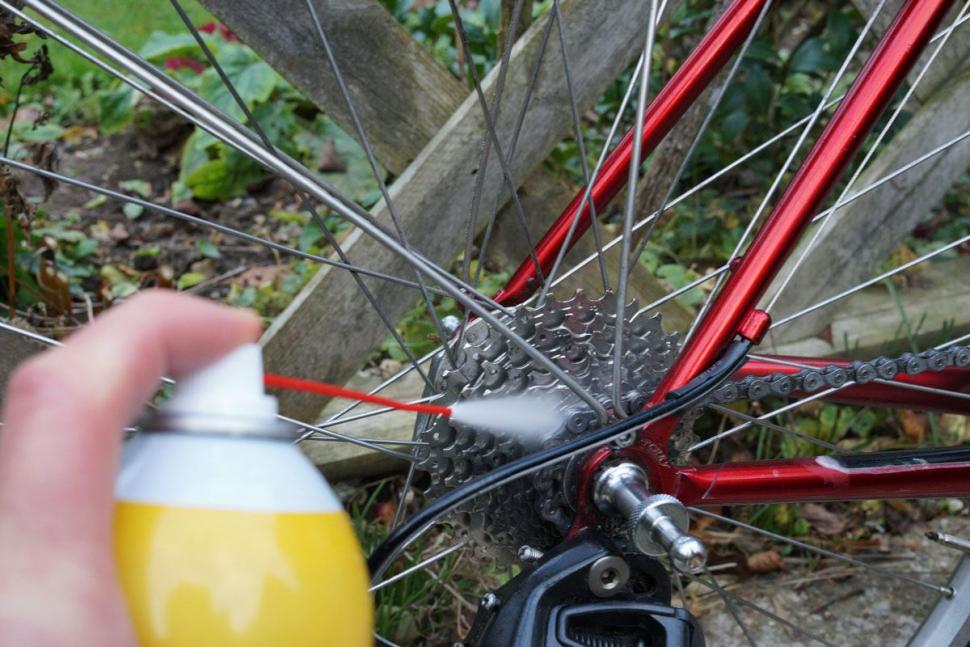 Review: Finish Line Speed Degreaser | road.cc