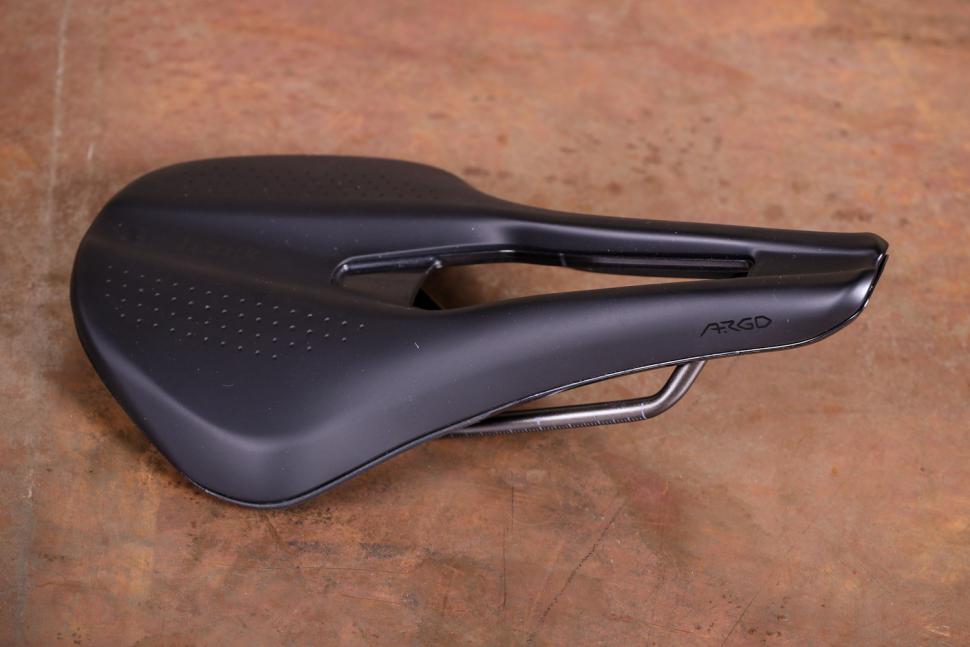 Review: Fizik Tempo Argo R3 saddle 