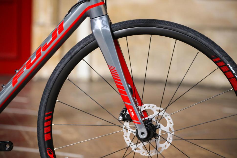 Fuji roubaix hot sale disc