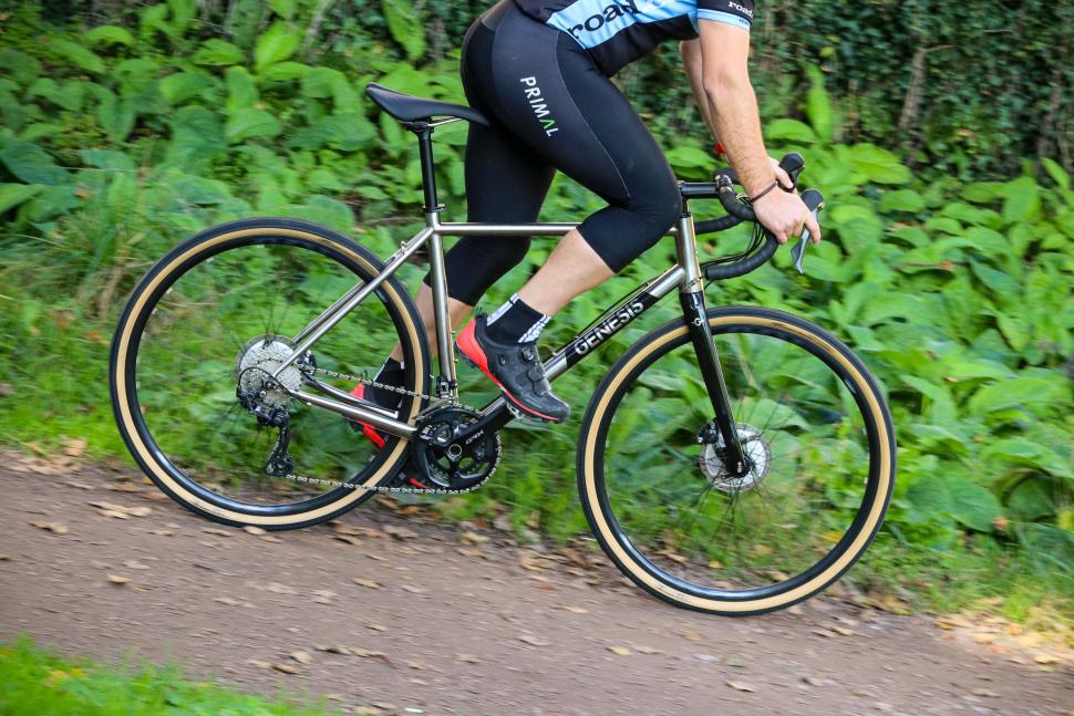 croix de fer bike