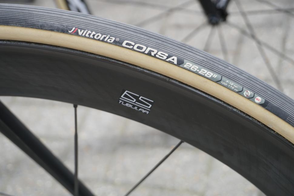 cadex carbon wheels