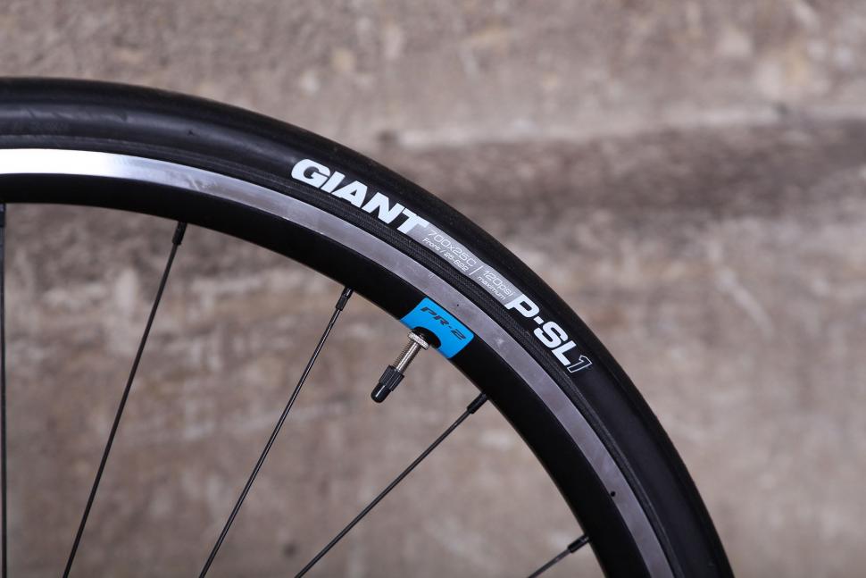 giant contend sl 1
