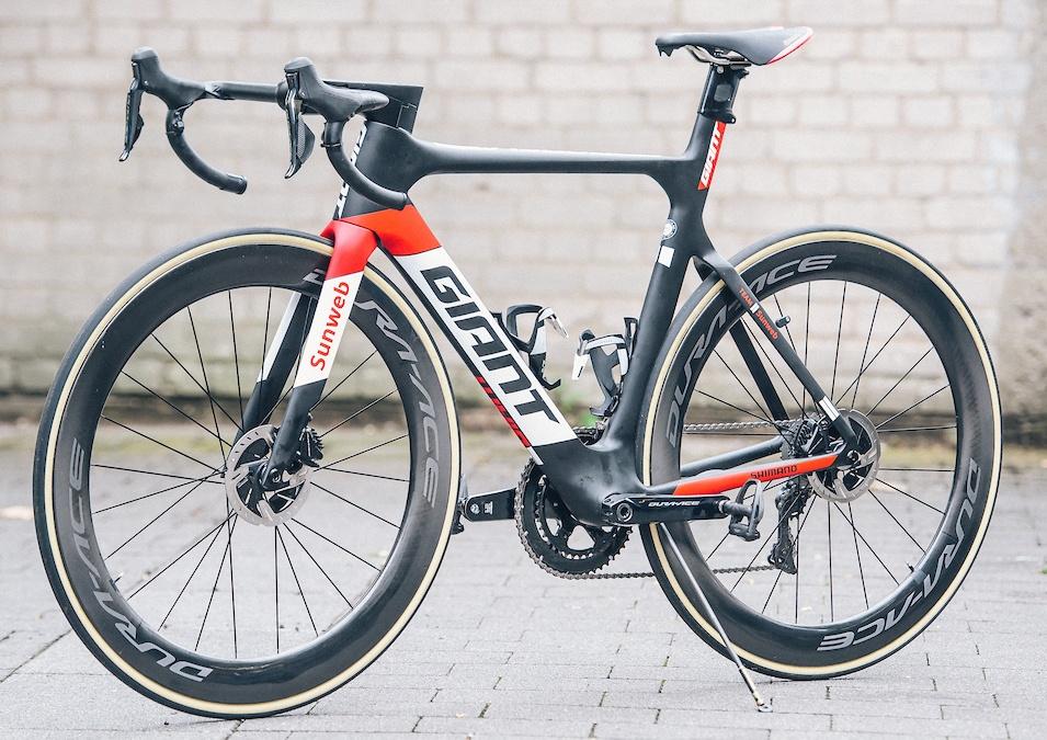 Tour Tech 2017: Giant Propel Disc breaks cover at Tour de France | road.cc